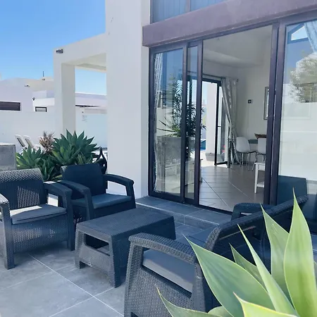 Casa Angelita Y Pablo * Playa Blanca